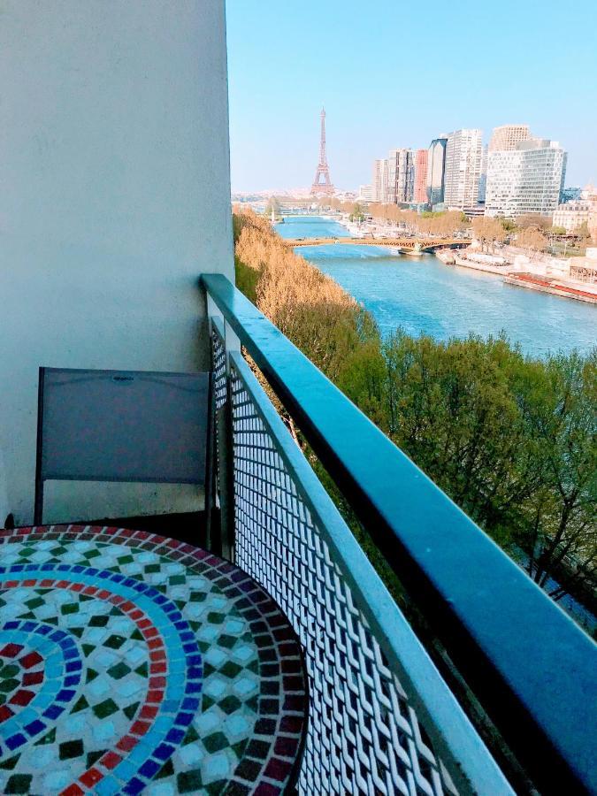 パリEiffel Tower Penthouseアパートメント エクステリア 写真